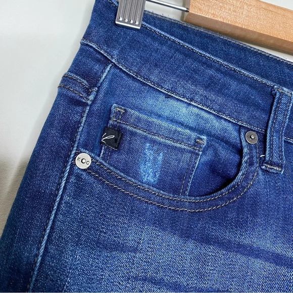 KanCan Medium Wash Blue Distressed Ripped Mid Rise Skinny Jeans Size 26/5 - Picture 5 of 12